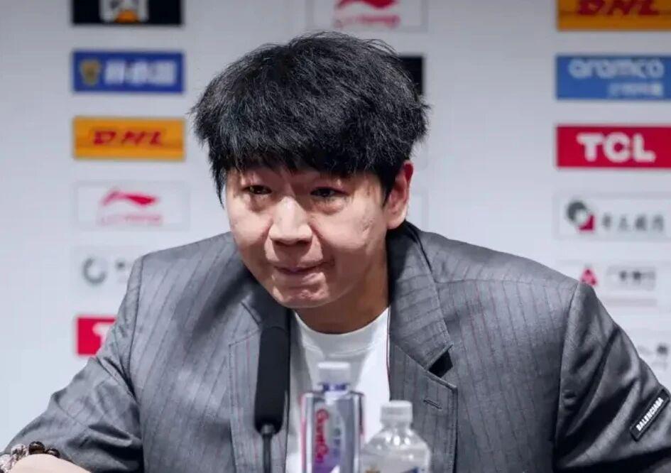 九游体育-山东男篮惨败，邱彪赛后爆粗：觉得很丢人，有球员就不是职业球员